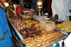 Auswahl an Seafoodprodukten, Marktstand in Stone Town, Sansibar 2010