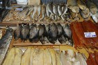 Auswahl an Trockenfisch, Central Market in Ho Chi Minh City, Vietnam 2010